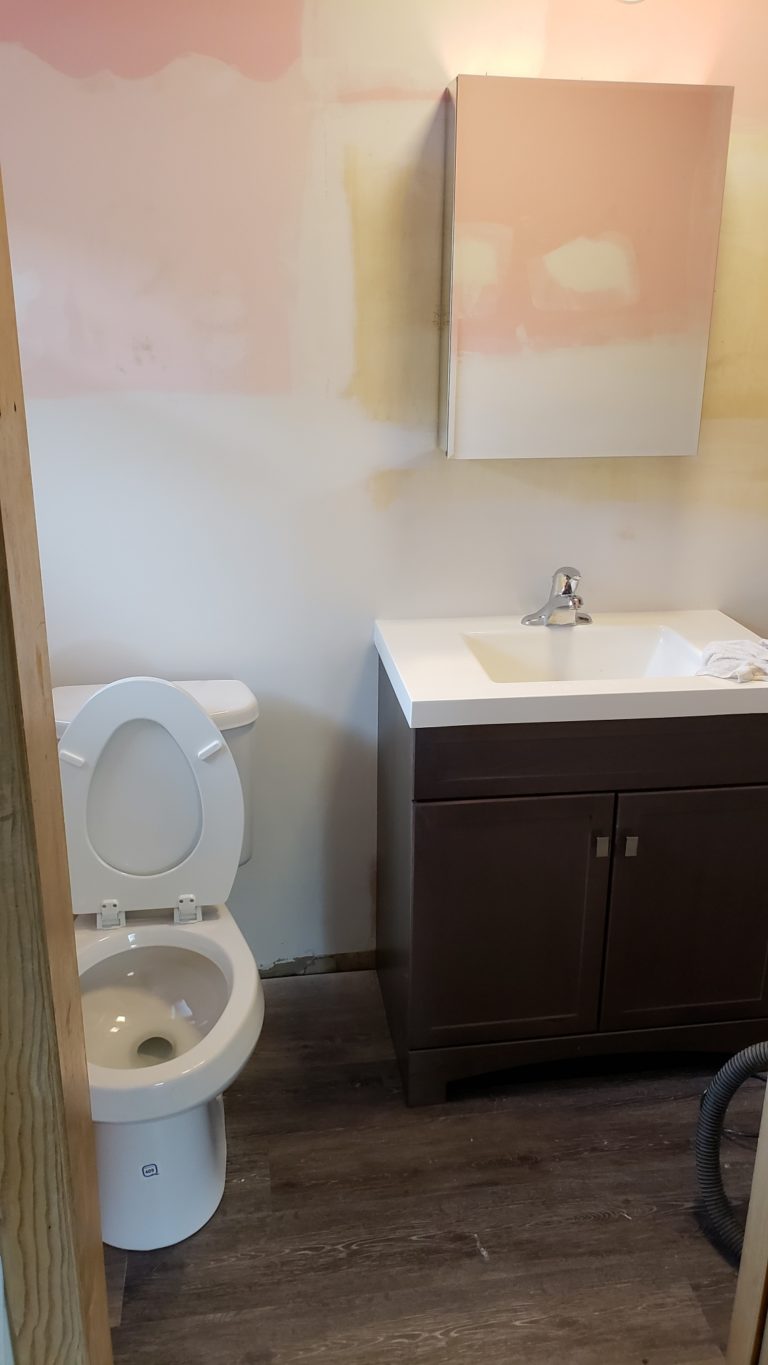 401 NEW STREET WEST, GLASSBORO, NJ, 08028 5 BEDROOM / 4 BATH My