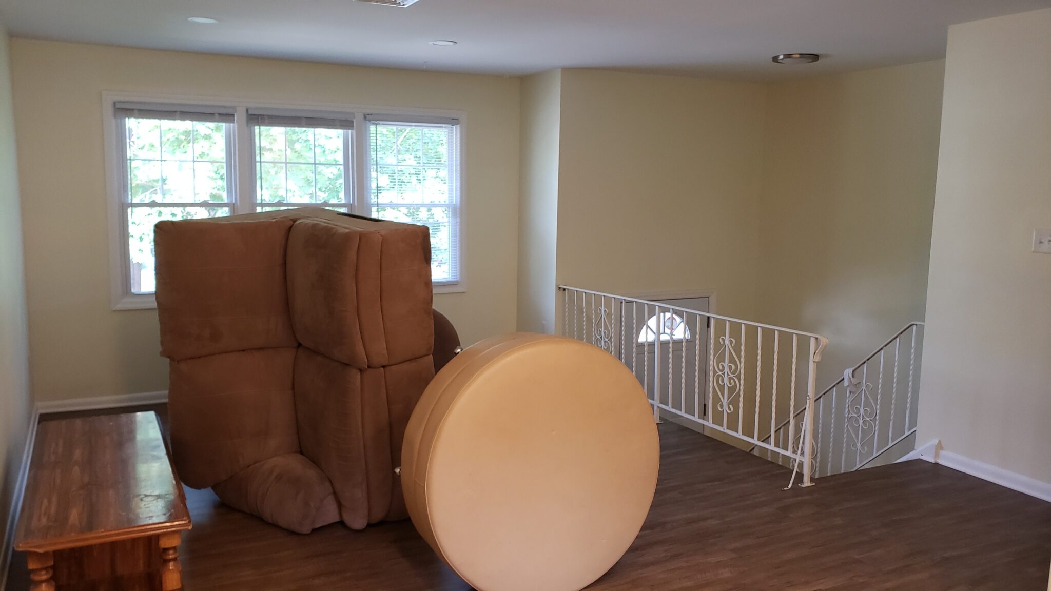 305 YALE ROAD NORTH, GLASSBORO, NJ 08028 6 BEDROOM / 3 BATH My